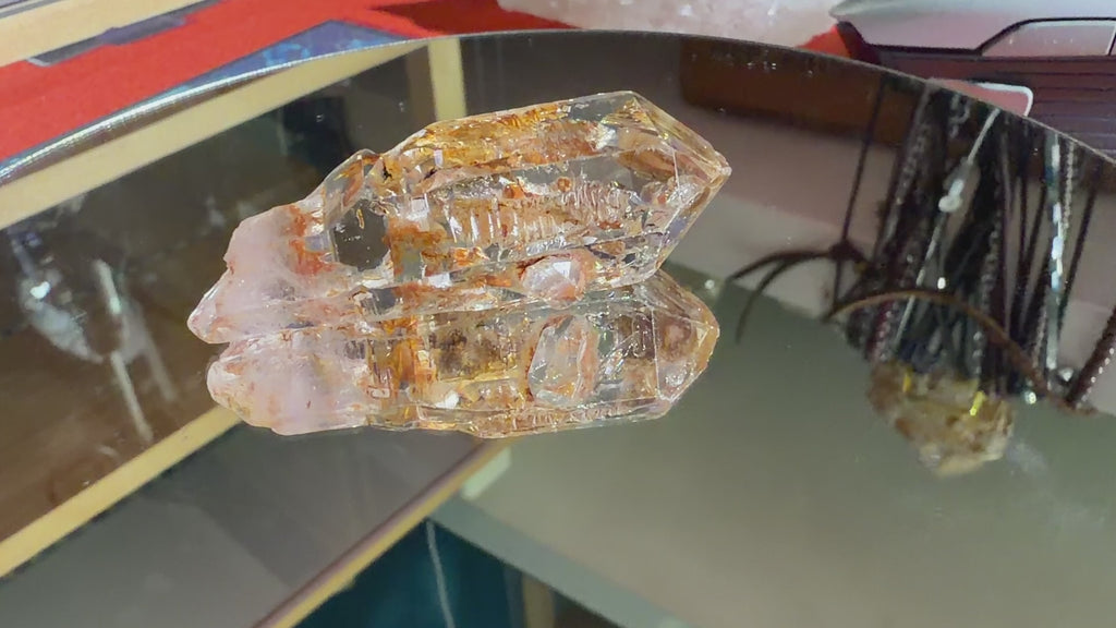Red Mud Elestial Quartz Scepter - 24.5g - IMG_6710.MOV